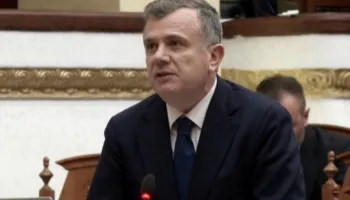“Bëhet fjalët për një numër telefonik në BE”, Taulant Balla: Ndjesë zonjës Vokshi nëse ndihet e fyer