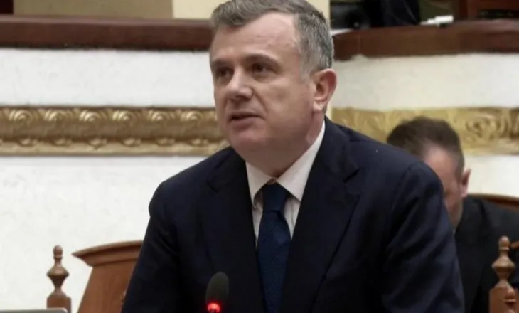 “Bëhet fjalët për një numër telefonik në BE”, Taulant Balla: Ndjesë zonjës Vokshi nëse ndihet e fyer