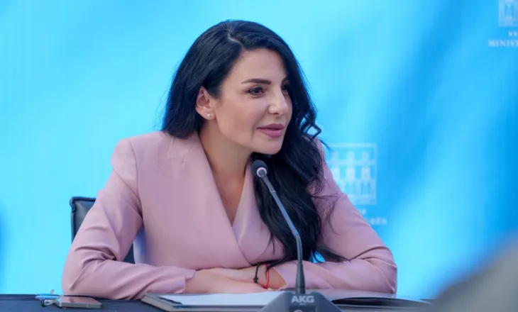 Belinda Balluku: Nuk kam pasur dhe as nuk kam lidhje me korrupsionin. Po më bëhet gjyqi publik