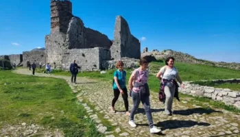 Benet Beci: Kalaja e Rozafës kryeson turizmin në Shqipëri