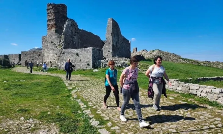Benet Beci: Kalaja e Rozafës kryeson turizmin në Shqipëri