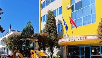 Benet Beci: Sheshi pranë Universitetit të Shkodrës po rikthehet në dinjitet