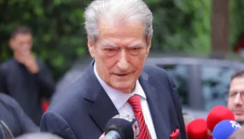 Berisha: Balluku nuk shkon pa Ramën në SPAK, Lubia do t’i marrë me rrecka…