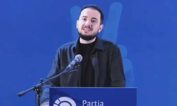 Berisha deklaroi se është ‘birësuar politikisht’/ Salianji: Sa për hallin se mos “vras”…