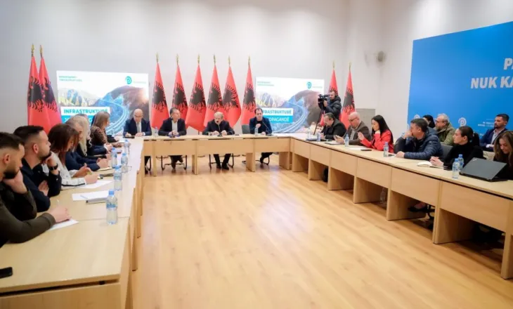 Berisha: Duhet të përgatisim me hollësi programin që i jep përgjigje çështjeve më madhore të infrastrukturës