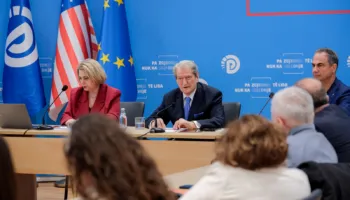 Berisha ironizon Ballukun: Midis hajdutëve, ai që vjedh më shumë konsiderohet hero