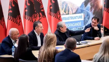 Berisha: Ne i ndërtuam rrugët me kompanitë më të mëdha evropiane, këta i vjedhin paratë me ndërtues shqiptarë