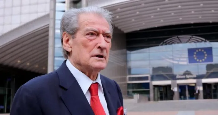 Berisha në samitin e PPE: Mbështetja për opozitën po shtohet, ndërsa masat ndëshkuese për qeverinë po rriten