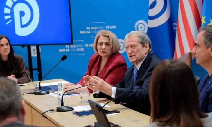 Berisha: Nxënësit dhe studentët duhet të jenë në ballë të kësaj lëvizje, këto janë momente vendimtare për kombin!