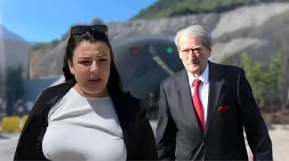 Berisha nxjerr pamjet e rrugëve të shembura, ironizon Ballukun: Ja veprat e arta