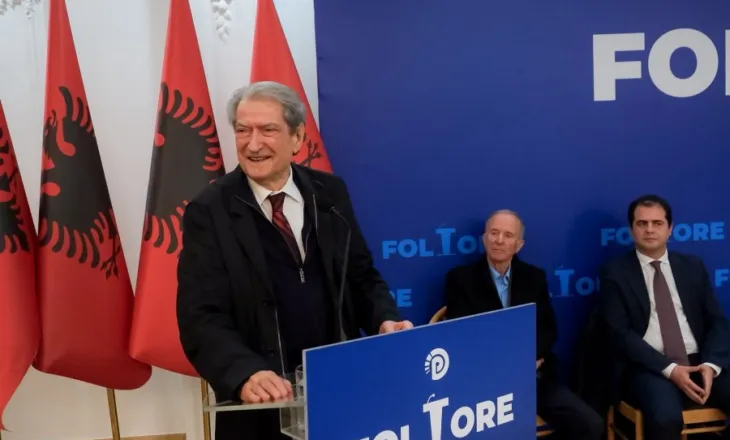 Berisha: Qeveria braktisi 600 familje nën ujë, vodhi fondet e kanaleve, refuzoi të shpallë gjendjen e emergjencës