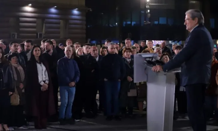 Berisha thirrje të rinjve të dalin në shesh: Vendi juaj sot ka nevojë më shumë se kurrë për guximin dhe energjinë tuaj!