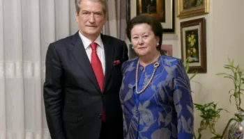 Berisha: T’i lutemi Zotit për kthimin e adhurimit të besimtarëve në mbarësi për ta, familjet e tyre dhe vendin