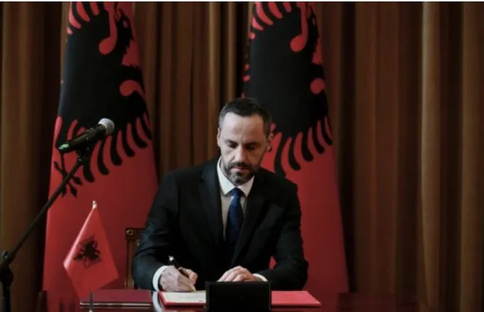 Besfort Lamallari betohet si Ministër i Brendshëm: Përgjegjësi e madhe, do të shërbej me integritet dhe profesionalizëm