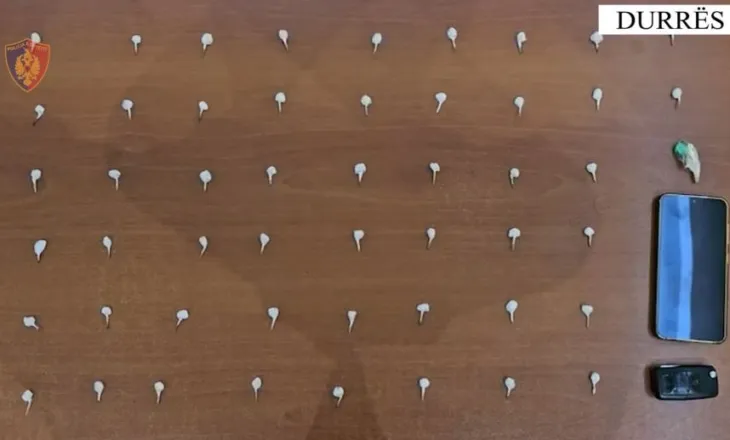 Bie në prangat e policisë 36-vjeçari/ Shiste kokainë të ndarë në doza, sekuestrohen…