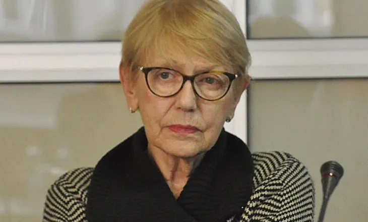 Biserko mbështet idenë e Kurtit për gjykatë të posaçme për krimet me snajper në Bosnje