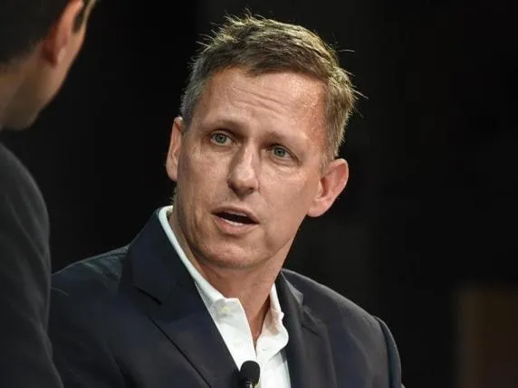 Bota e errët e Peter Thiel, mikut të Trump dhe krijuesit të Palantir e Paypal