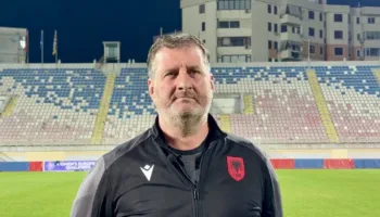 Botërori 2027 për vajza /Trajneri Grima para Çekisë: E njohim mirë kundërshtarin, por kam besim tek ekipi im