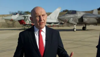 Britania e Madhe nuk përjashton sulmet ndaj Iranit, thotë Sekretari i Mbrojtjes