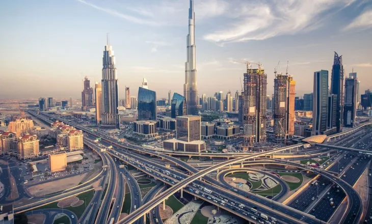 Britania paralajmëron qytetatrët e saj: Mos udhëtoni në Dubai, Turqi, Qipro dhe Greqi