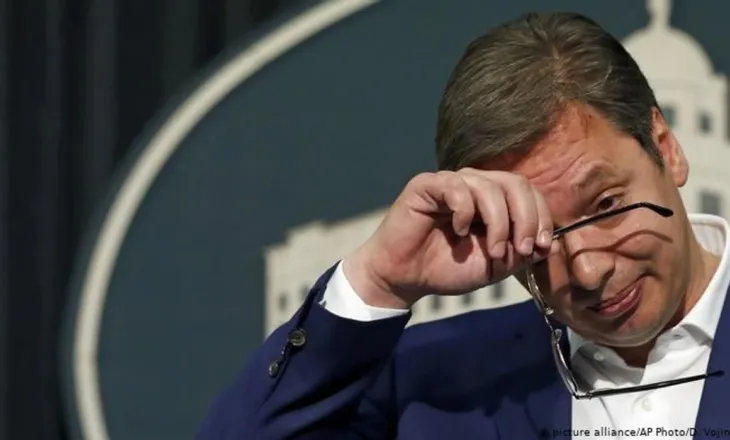 Brukseli humb durimin, BE shqyrton sanksione ndaj Vuçiçit