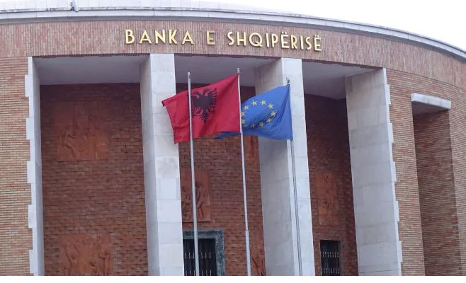 BSH: Pagesat elektronike në rritje/ Më shumë transferta në banka dhe Home Banking