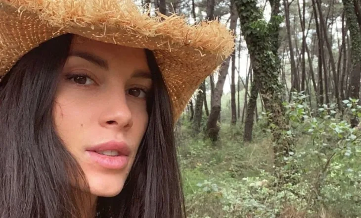 Bukuroshja shqiptare drejt Grande Fratello VIP, një histori mes modës, muzikës dhe jetës në Itali