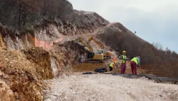 Bypass-i Shëngjinit pritet të hapet këtë sezon veror, kryebashkiaku Ndreu: Eliminon trafikun