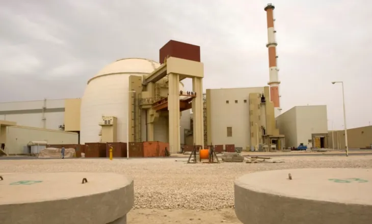Centrali bërthamor i Bushehrit në Iran goditet nga një “predhë”