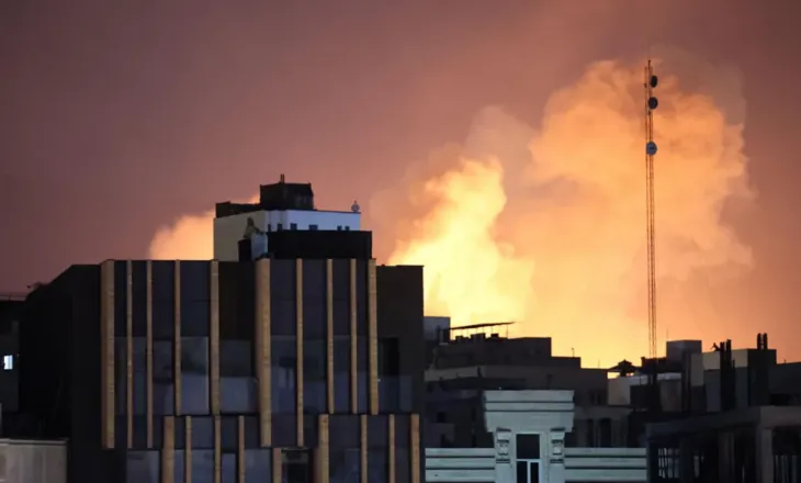 Çfarë fshihet pas strategjisë për të eliminuar udhëheqësinë e Iranit?