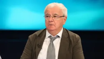 Çfarë ndodhi? Avokat Ngjela revoltohet dhe ‘braktis’ studion: Hajde vazhdoni nuk merrem unë me broçkullat..