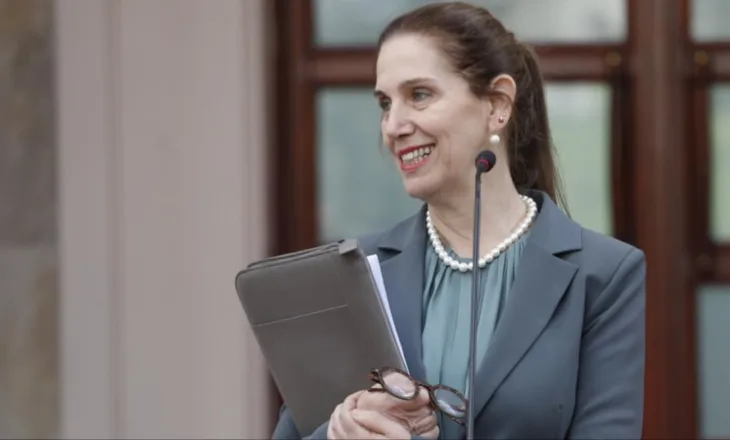 “Çfarë rezultatesh ke si ministrja më afatgjatë e Ramës”? Ja si përgjigjet Mirela Kumbaro