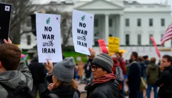 Çmimi i naftës rritet përsëri mbi 100 $, Shtëpia e Bardhë: Planet për bisedimet me Iranin vijojnë