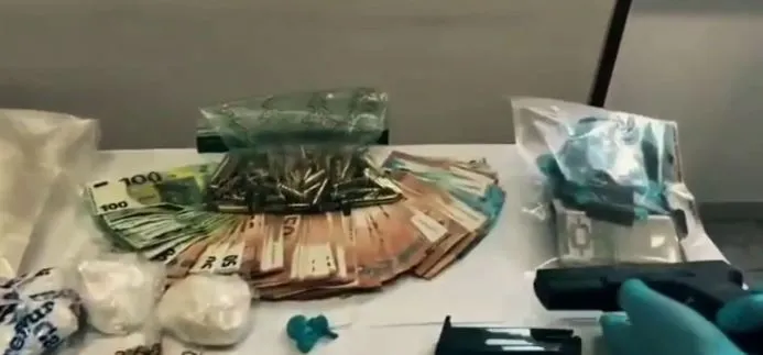 Çmontohet rrjeti i trafikut të kokainës në Romë, arrestohen shqiptari që e drejtonte dhe partnerja italiane!