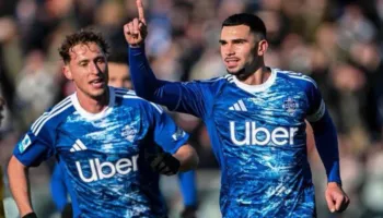 Como merr fitoren e tretë rresht dhe është plotësisht në garë për vendin e 4-të. Cagliari “viktima” e radhës (video)