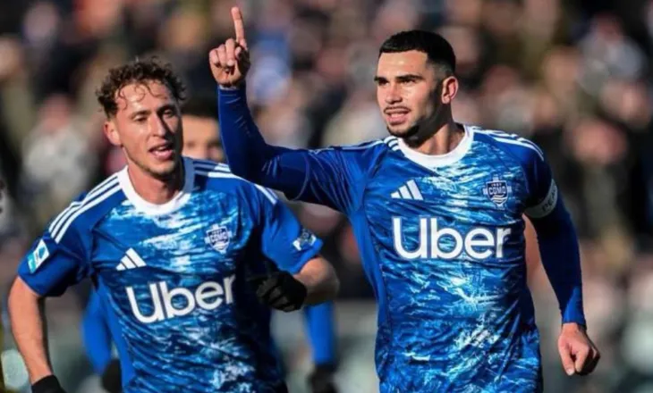 Como merr fitoren e tretë rresht dhe është plotësisht në garë për vendin e 4-të. Cagliari “viktima” e radhës (video)