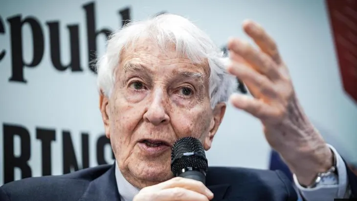 Corrado Augias: Injoranca është një burg…