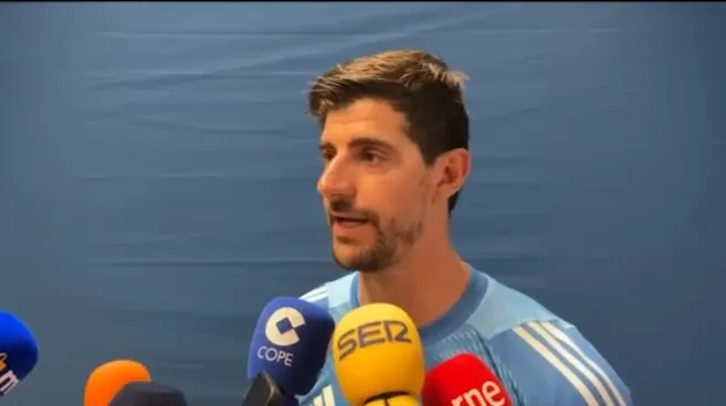 Courtois: Thonë se nuk luaj mirë me këmbë. E di që nuk jam Ter Stegen, por kam goditje të mirë