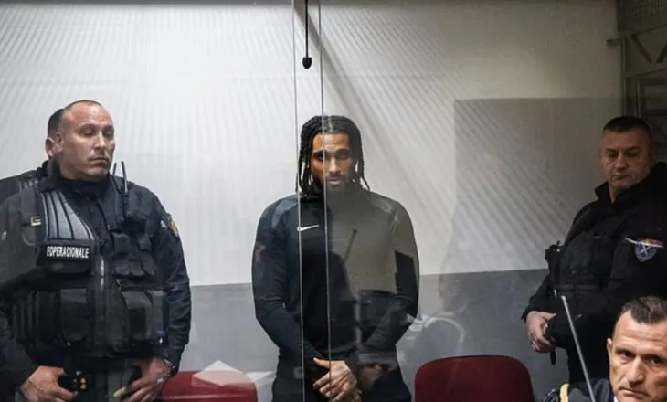 Dalin fotot e vrasësit Saraiva në gjykatë, Daily Mail: U paguan 1 milion euro për vrasjen e Ardian Nikulajt