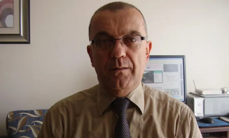 Dash, shkallmoje pocaqinë