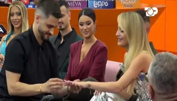 Dasma u vendos, Gimbo i “propozon” live Selinës për martesë në Big Brother