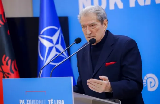 “Datën e protestës do ta caktojmë shumë shpejt!”/ Berisha, rikujton: Çështja “Balluku” s’mbyllet kurrë për opozitën!