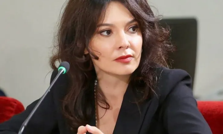 Debatet pas largimit nga qeveria dhe mungesa në votimin e Ballukut, reagon Spiropali: Heshtja ime nuk është mungesë përgjigjeje, arroganca dhe abuzimi si forma…