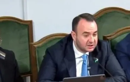 ‘Debati për etikën politike’, Balliu: Sulmet ndaj familjarëve duhet të ndëshkohen me ligj