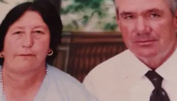 Del foto e çiftit që tronditi Roskovecin, prindër të 7 fëmijëve