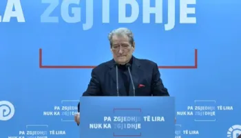 “Dënojmë dhunën në protestë”, Berisha pas reagimit të ambasadës gjermane: Tubimet do shtrihen në gjithë vendin, jemi për kryengritje paqësore, por…