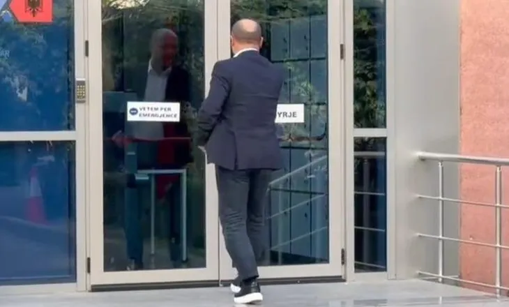 Deputeti i PD-së shkon në SPAK, Xhelal Mziu: Isha për një çështje policie