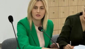 Deputetja e PD, Zhupa takim me operatorët turistike në Vlorë: Bashkia pengesë për sipërmarrjen