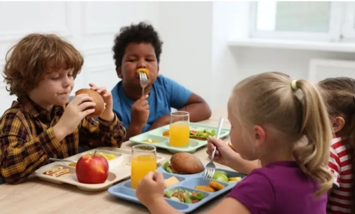 Deri në vitin 2040 do të ketë më shumë fëmijë mbipeshë sesa nën peshë, për herë të parë në histori