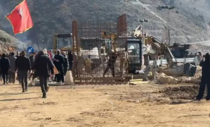 Dhuna në Rrjoll pas protestës, 24 persona nën hetim dhe 2 në pranga